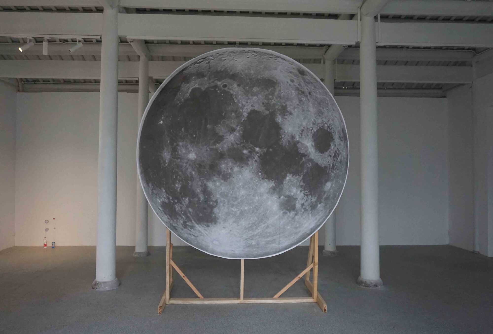 Satellites and Wanderers, 2019 — foto 3